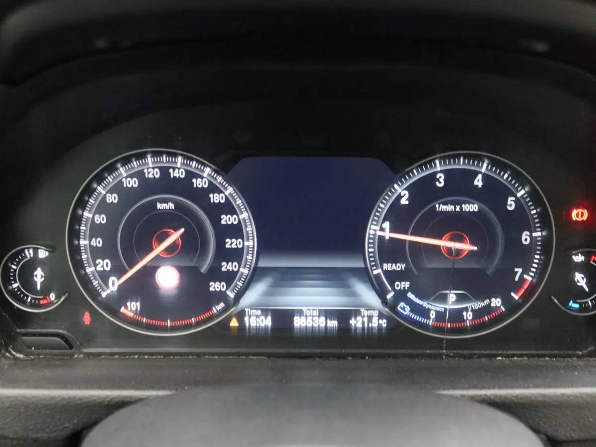420i High Executive Edition | Automaat | Head-Up Display | Achteruitrijcamera | Lederen Bekleding | Lichtmetalen Velgen |