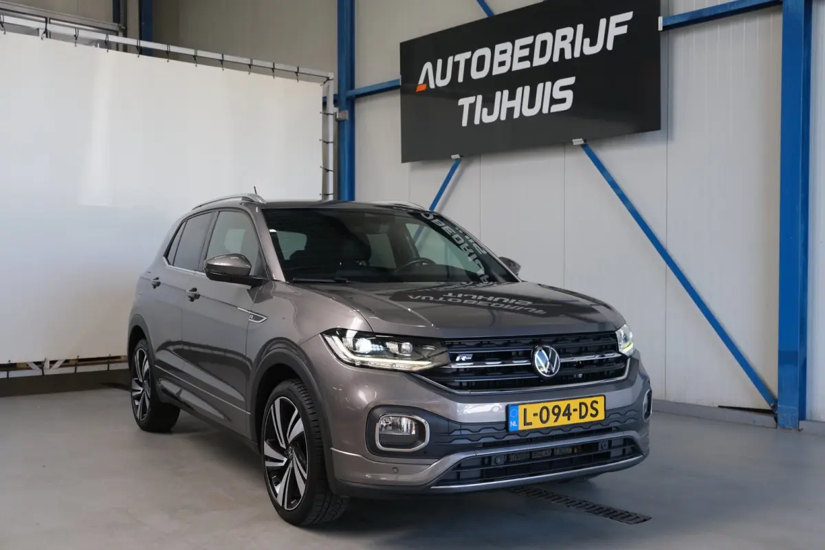 1.0 TSI Style Business 2x R-Line Automaat - Airco, Cruise, Virtueel display, Camera, Carplay, Trekhaak.