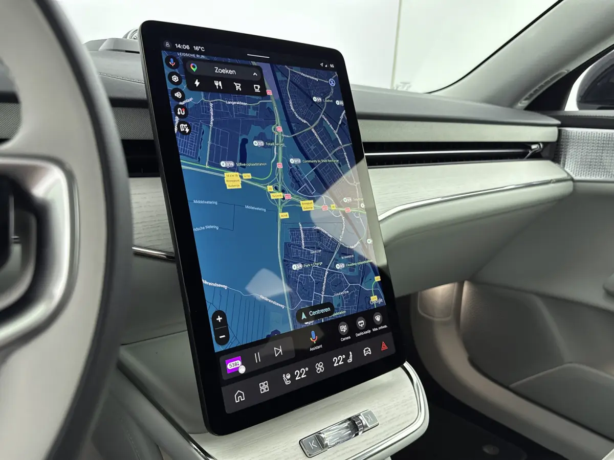 Single Motor Extended Range Ultra 92 kWh | Park Pilot Assist |  Pilot Assist | Bowers & Wilkins audio | 22 inch 5-Y-spaaks Glossy Black Diamond Cut |