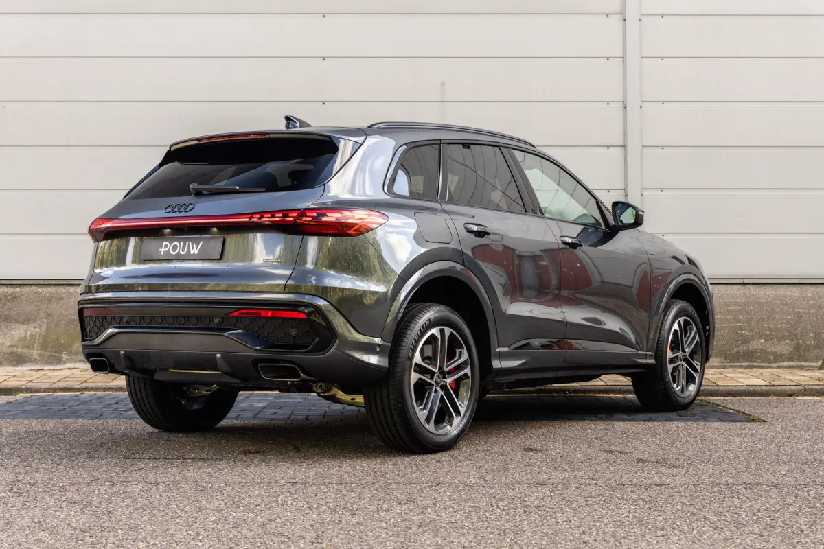 2.0 TFSI e-hybrid quattro S Edition Competition | 21" Velgen | Head-up Display