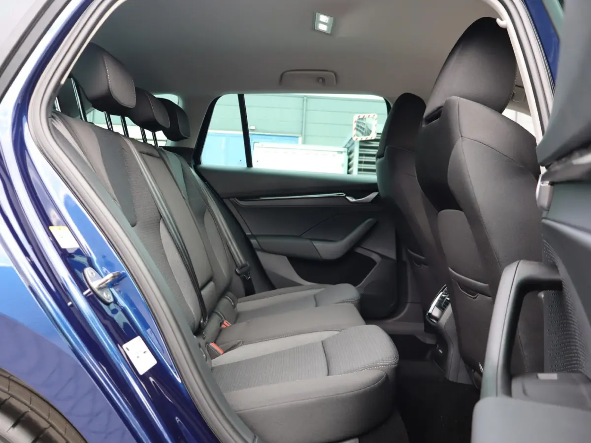 1.5 TSI 150pk MHEV Business Edition Plus | 18" Velgen | Winterpakket
