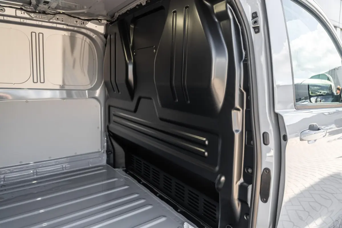 2.5 eHybrid 233pk AUT L2H1 30 Bulli | LMV 19'' | Trekhaak Vast