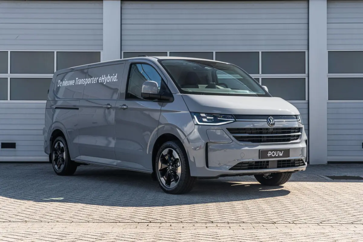 2.5 eHybrid 233pk AUT L2H1 30 Bulli | LMV 19'' | Trekhaak Vast