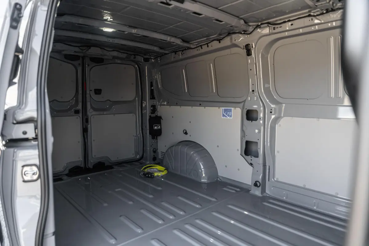 2.5 eHybrid 233pk AUT L2H1 30 Bulli | LMV 19'' | Trekhaak Vast