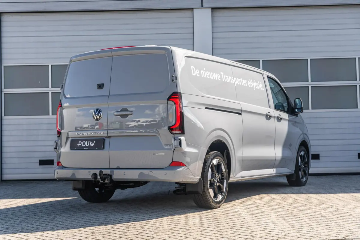 2.5 eHybrid 233pk AUT L2H1 30 Bulli | LMV 19'' | Trekhaak Vast