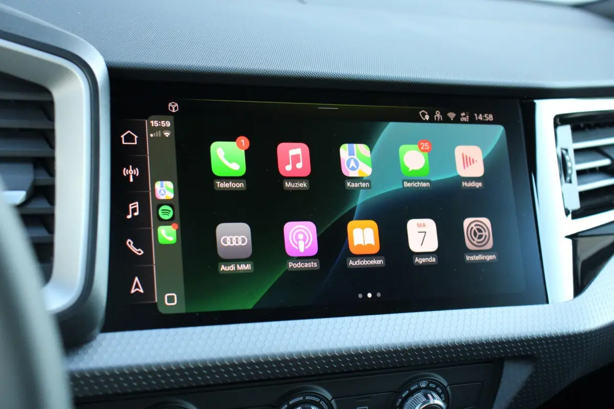 25 TFSI 95pk Advanced edition | Parkeersensoren | 17" Velgen | Apple Carplay/Android Auto