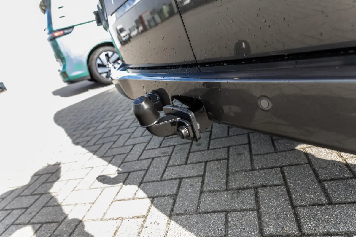 2.5 eHybrid 233pk AUT L2H1 30 Bulli | LMV 17'' | Trekhaak |