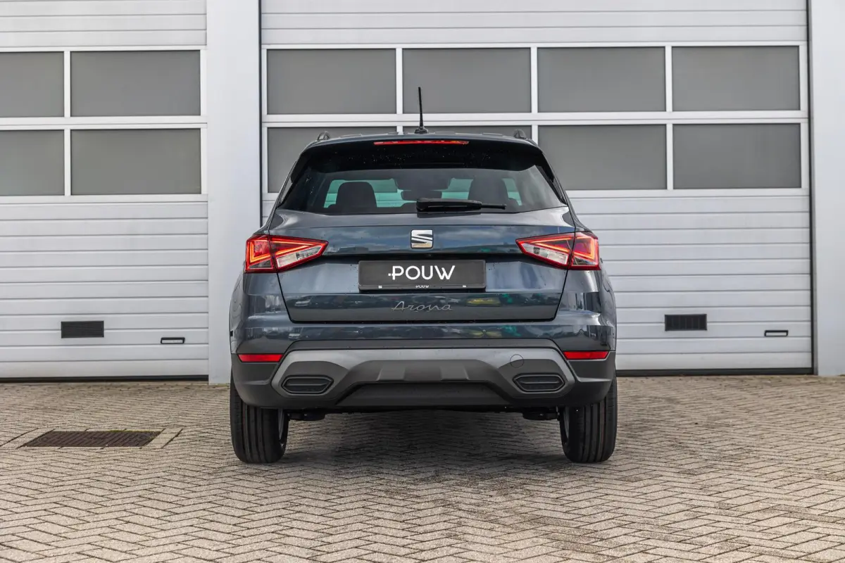 1.0 EcoTSI 95pk Style Business Connect | Achteruitrijcamera | Cruise Control