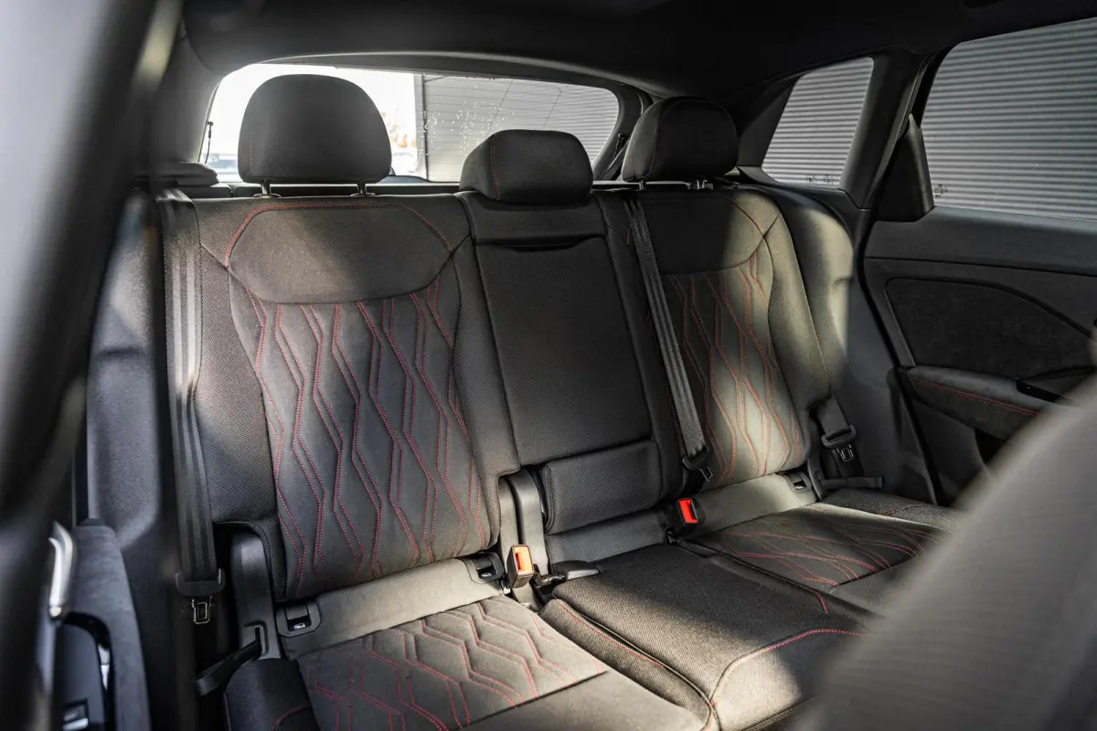 1.5 e-hybrid 272pk S edition | Panoramadak | Trekhaak | Adaptief onderstel | 20'' velgen
