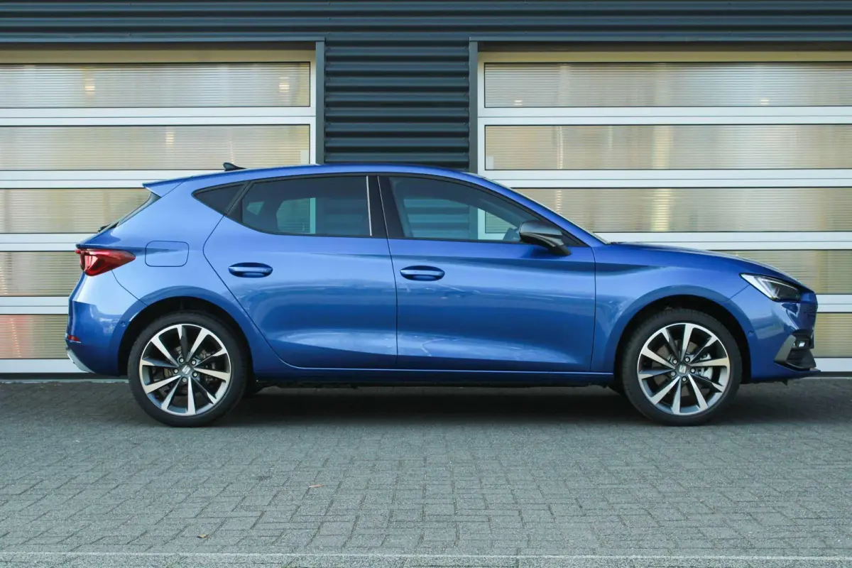 1.5 TSI e-Hybrid 204pk FR Business | Trekhaak | Matrix LED | Adaptive Cruise | 18" Velgen