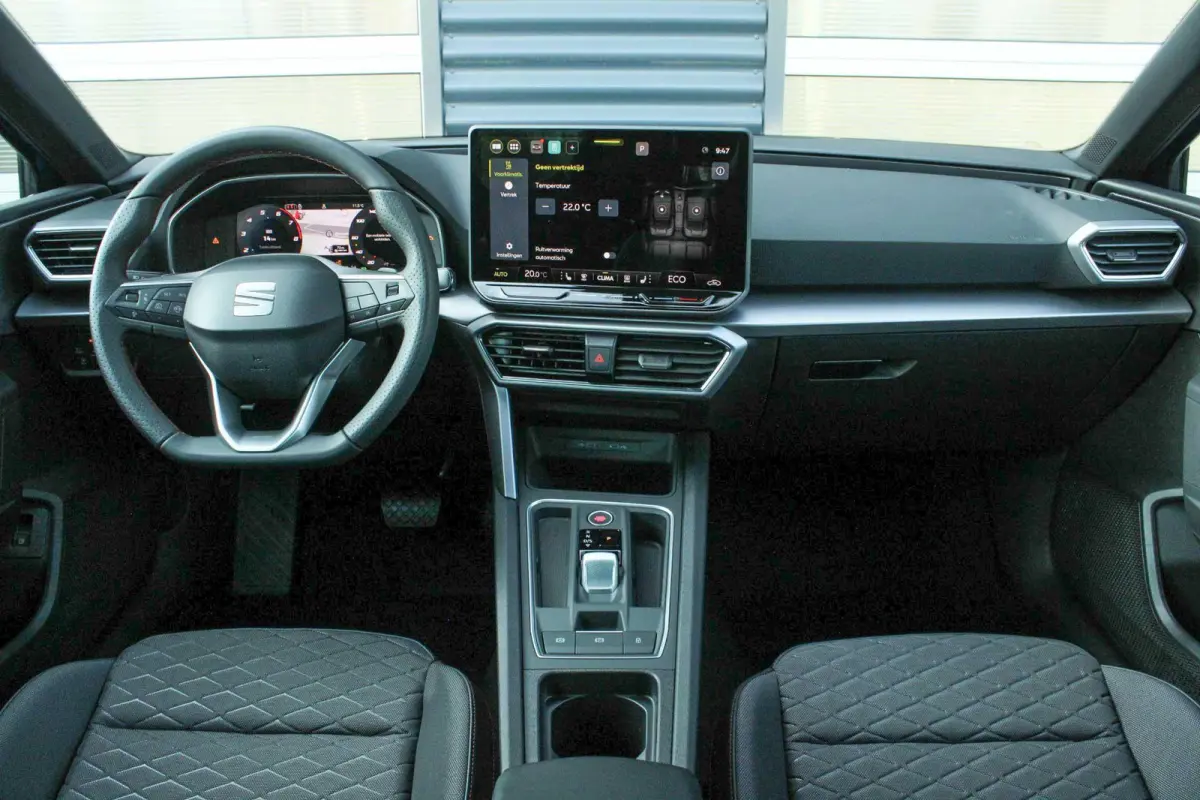 1.5 TSI e-Hybrid 204pk FR Business | Trekhaak | Matrix LED | Adaptive Cruise | 18" Velgen