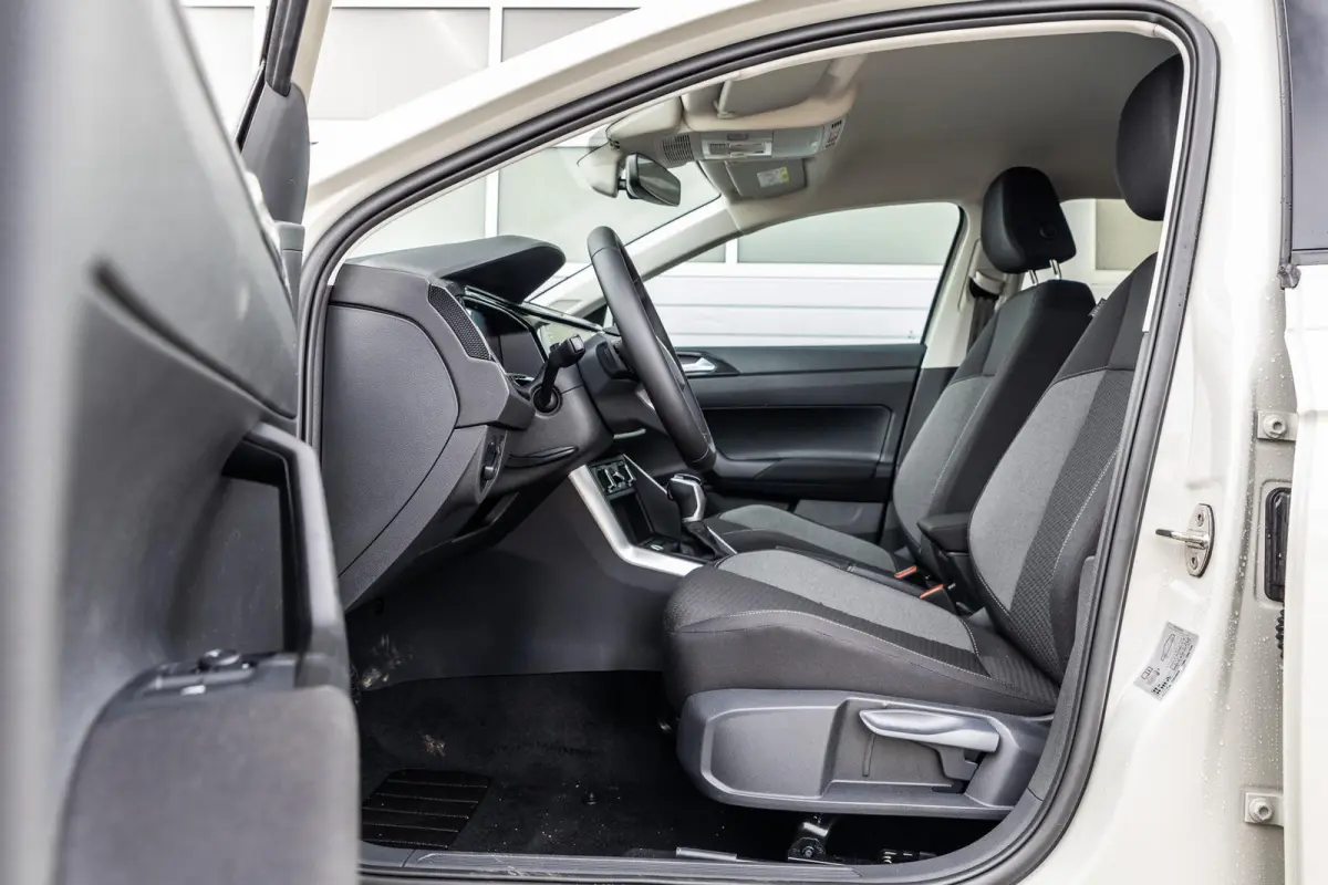 1.0 TSI 95pk Life Edition | Comfort Pakket | 16" Velgen
