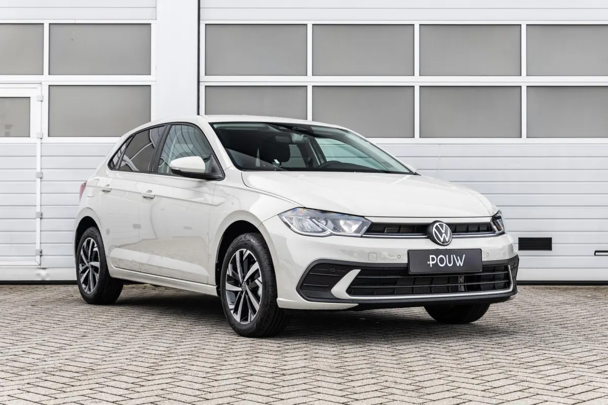 1.0 TSI 95pk Life Edition | Comfort Pakket | 16" Velgen