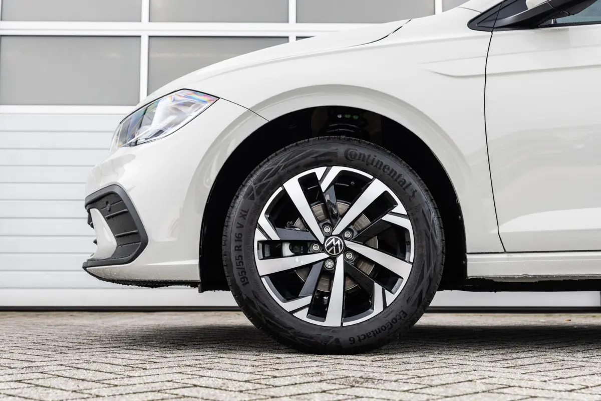 1.0 TSI 95pk Life Edition | Comfort Pakket | 16" Velgen