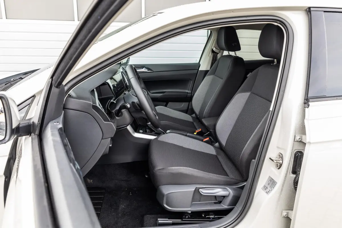 1.0 TSI 95pk Life Edition | Comfort Pakket | 16" Velgen