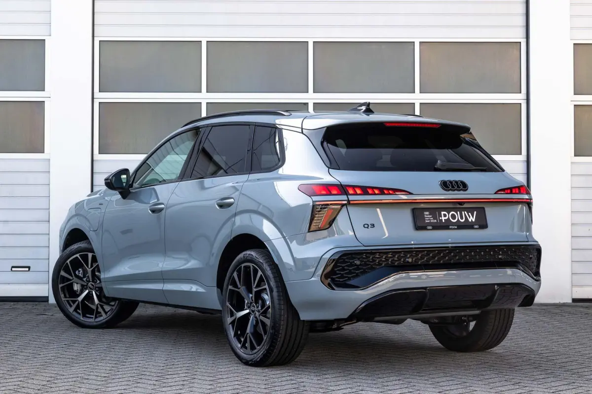 1.5 e-hybrid 272pk S Edition | Panoramadak | 20" Velgen
