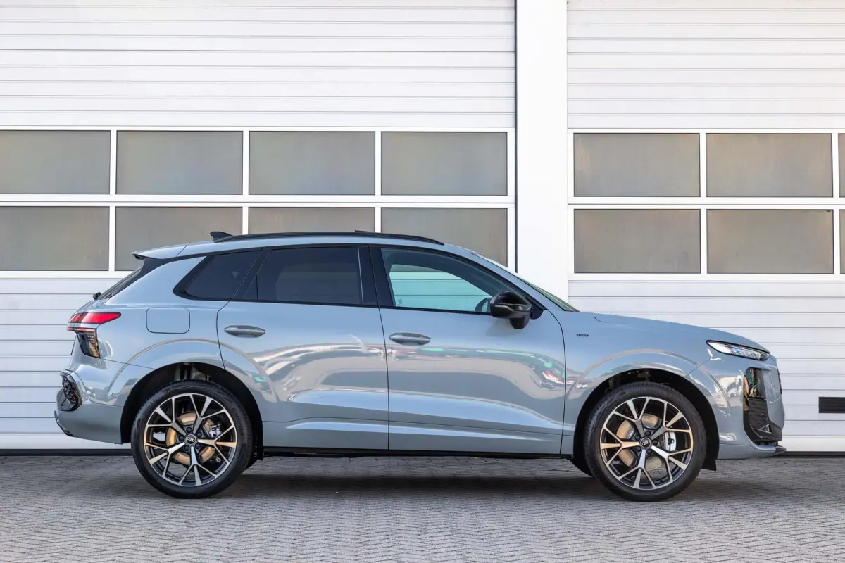 1.5 e-hybrid 272pk S Edition | Panoramadak | 20" Velgen