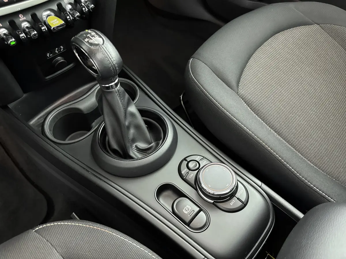 Mini Cooper ALL4 Chilli LM velgen|