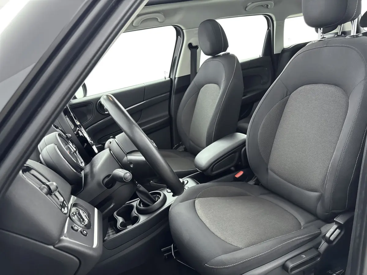 Mini Cooper ALL4 Chilli LM velgen|