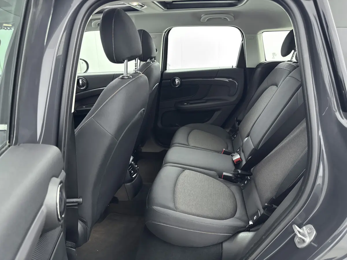 Mini Cooper ALL4 Chilli LM velgen|