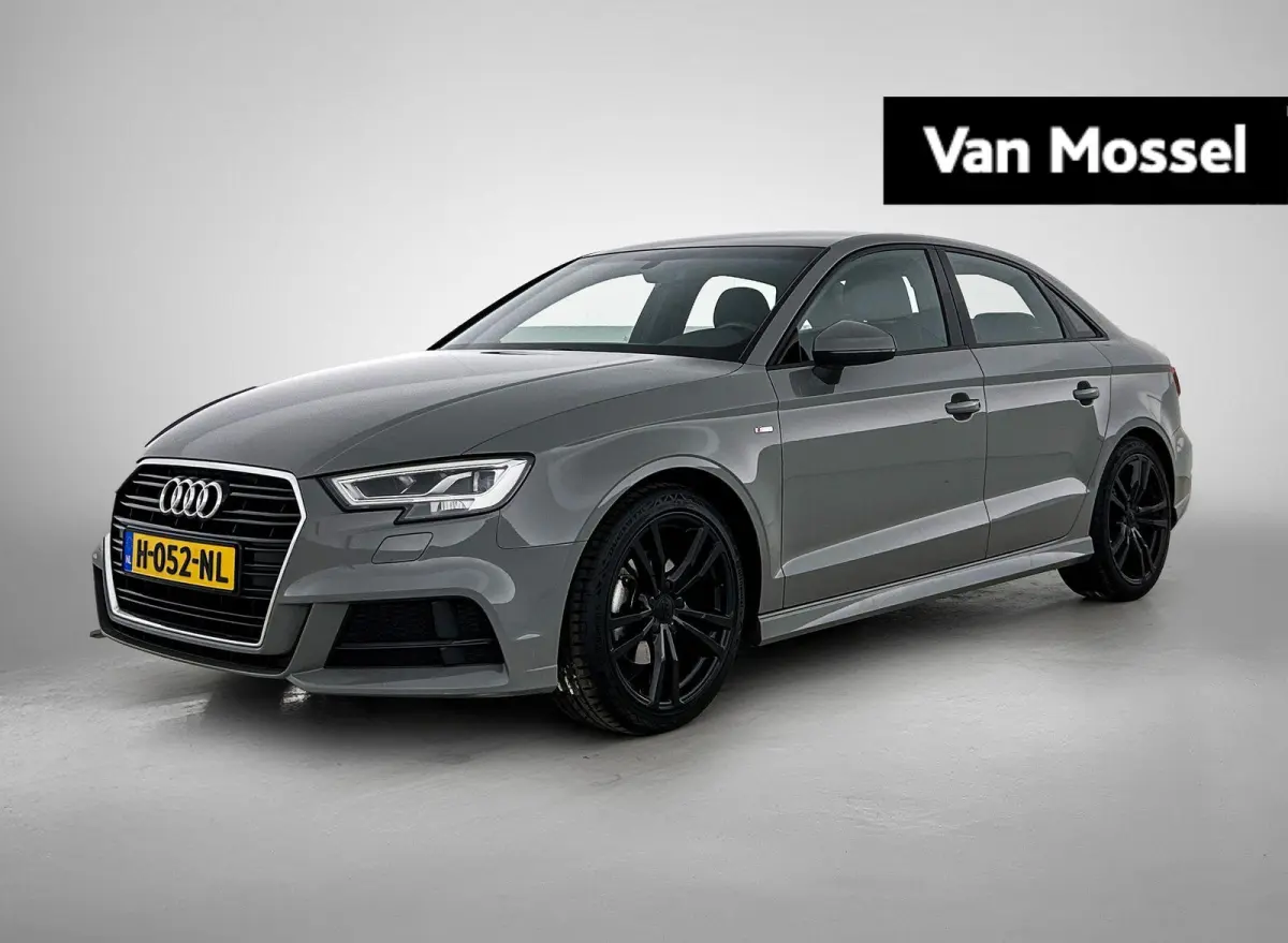 30 TFSI Advance Sport | Navigatie | Airco | Stoelverwarming | 18 Inch Zwarte Velgen | Cruise control |