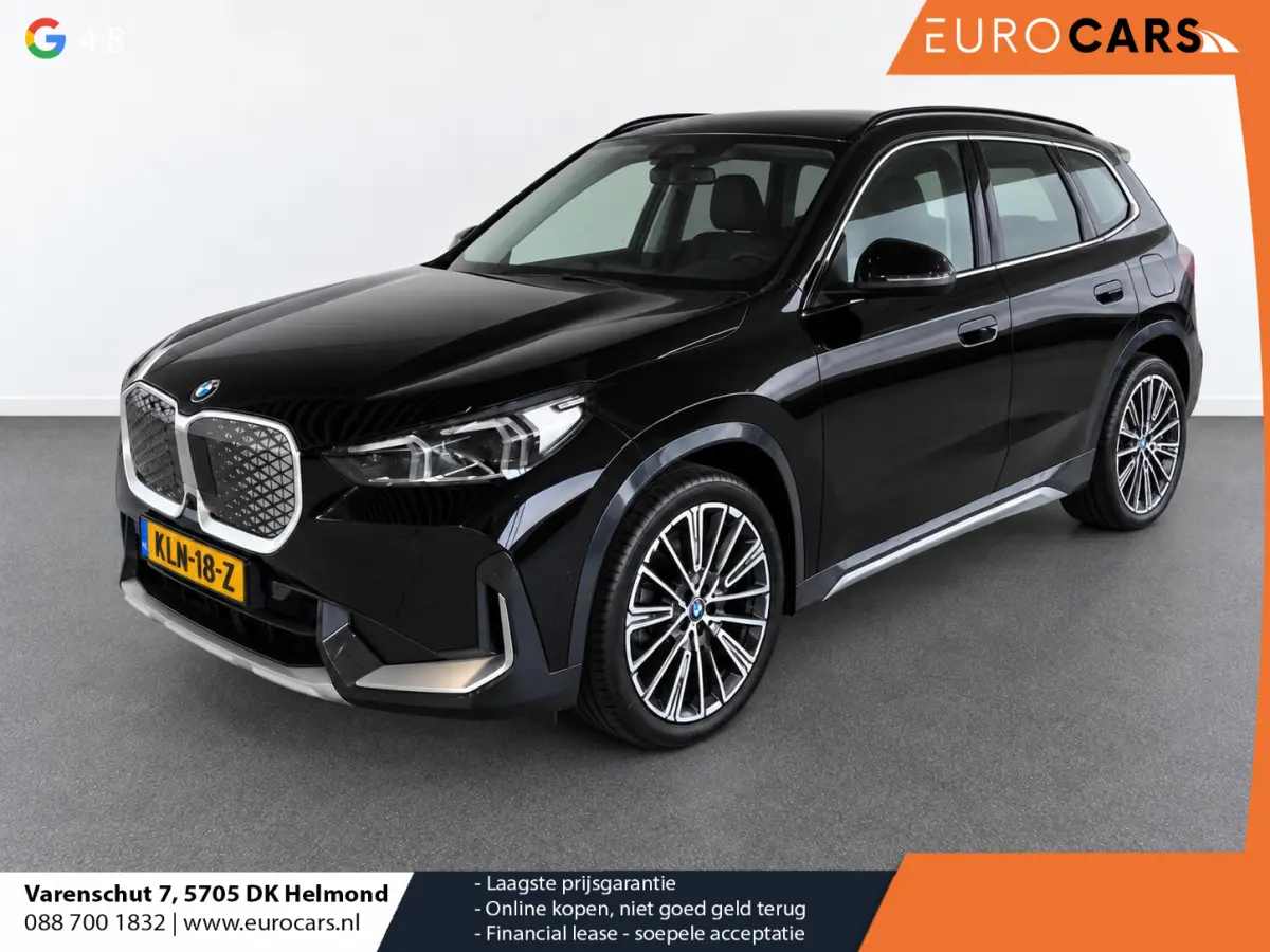xDrive30 67 kWh Trekhaak Harman Kardon 360 Camera Elektrisch Verstelbare Stoelen met Geheugenfunctie LED Koplampen Stoelverwarming 20 Inch Lichtmetalen BMW Individual Velgen