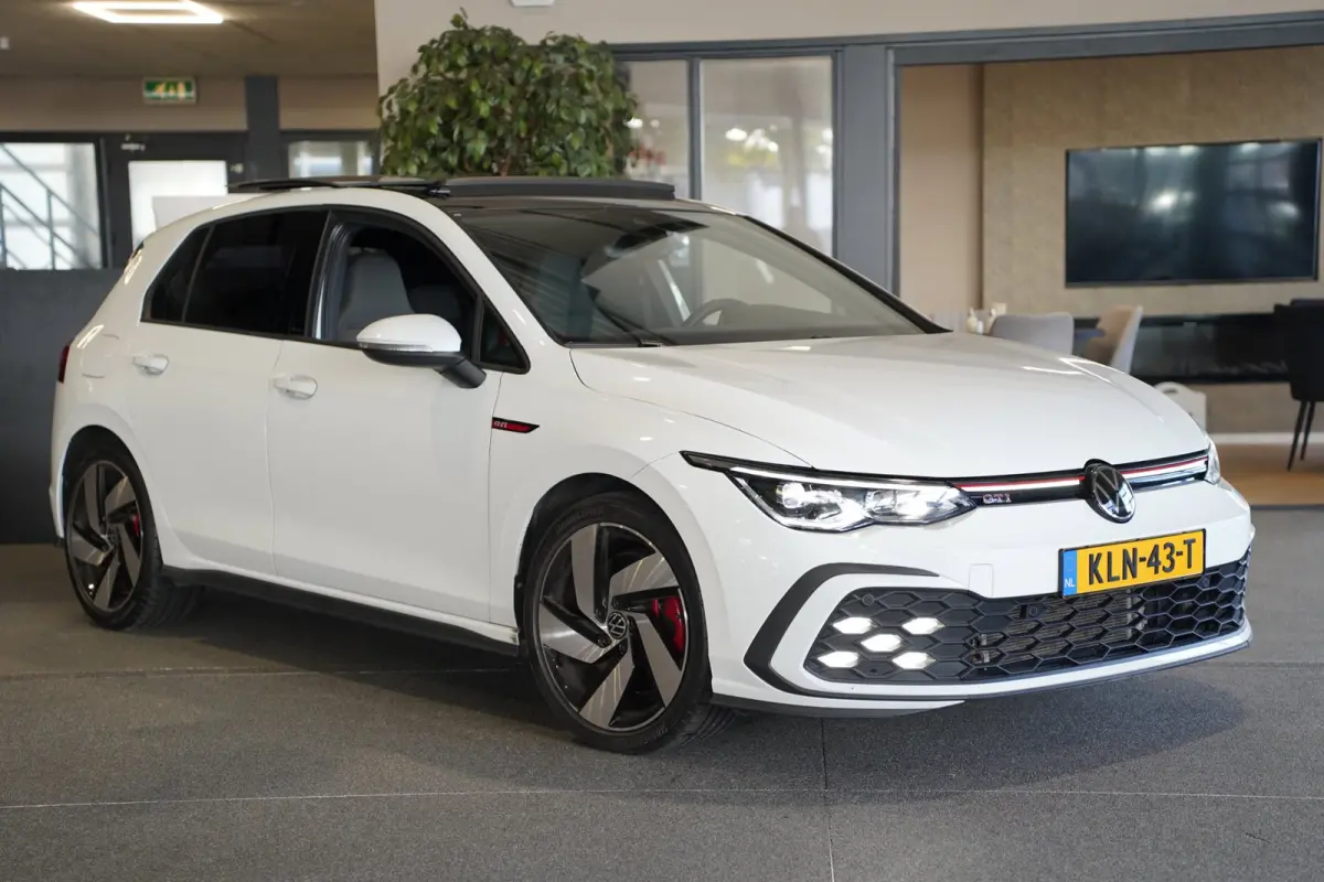 8 2.0 TSI GTI 245PK DSG Pano Led ACC Trekhaak