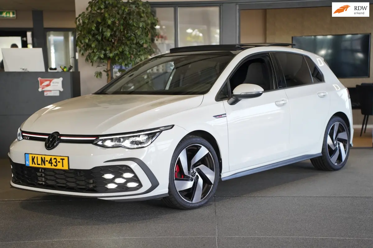 8 2.0 TSI GTI 245PK DSG Pano Led ACC Trekhaak