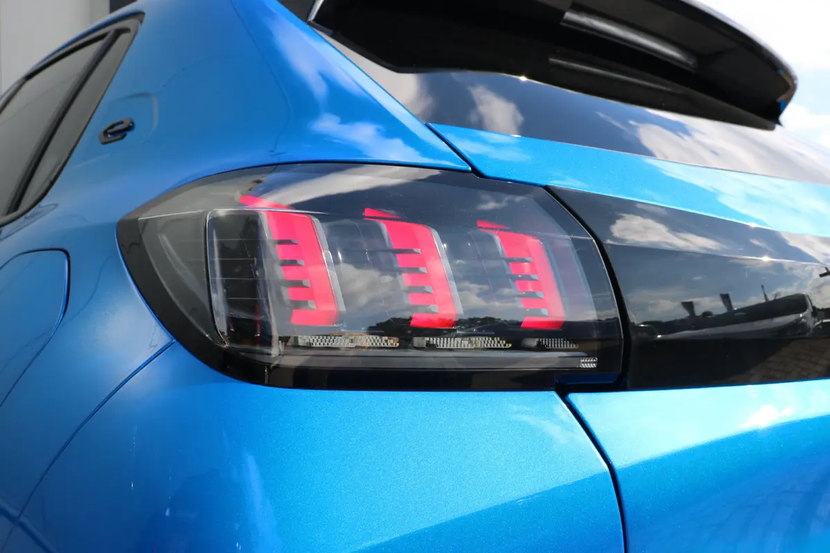 EV Allure Pack 50 kWh | Camera | Cruise | DAB | LED | PDC Achter | Apple Carplay & Android Auto |