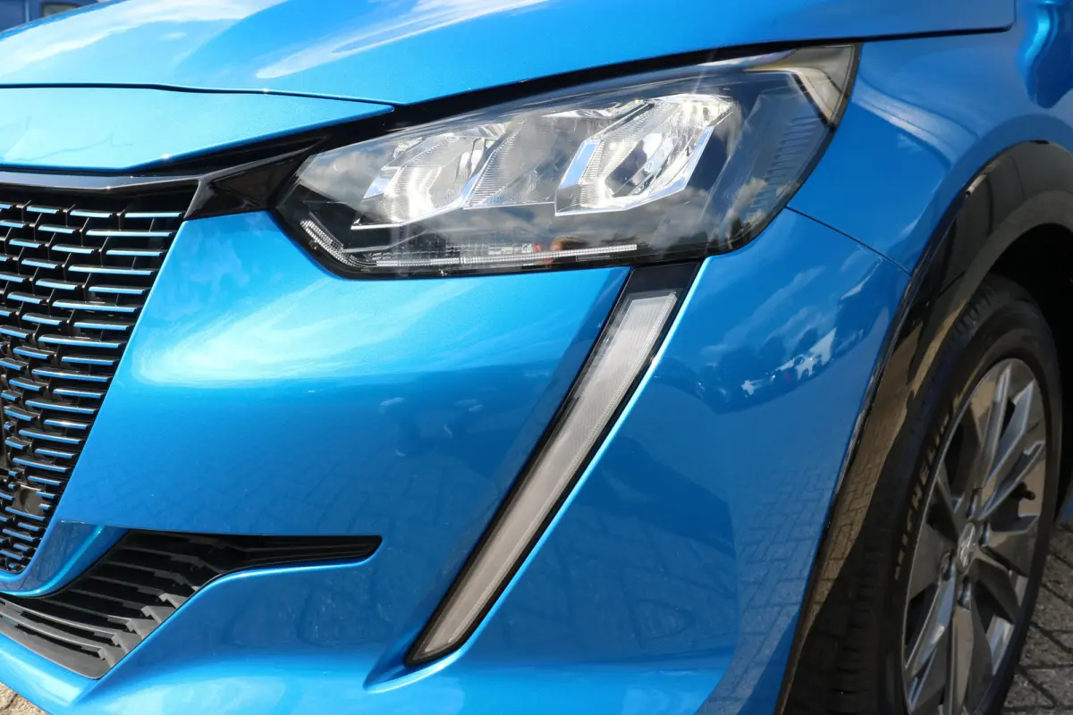 EV Allure Pack 50 kWh | Camera | Cruise | DAB | LED | PDC Achter | Apple Carplay & Android Auto |