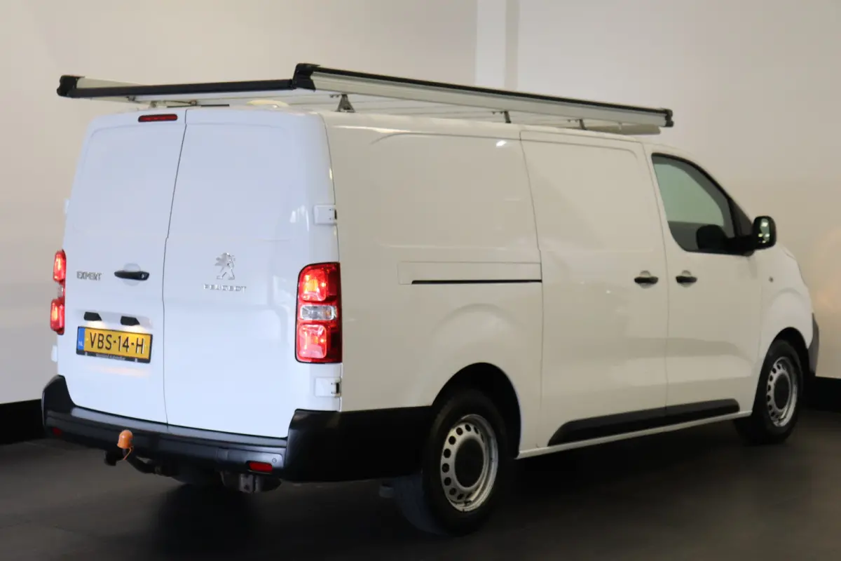 2.0 BlueHDI 122 PK L3 EURO 6 - Airco - Navi - Cruise - €12.499,- Excl.