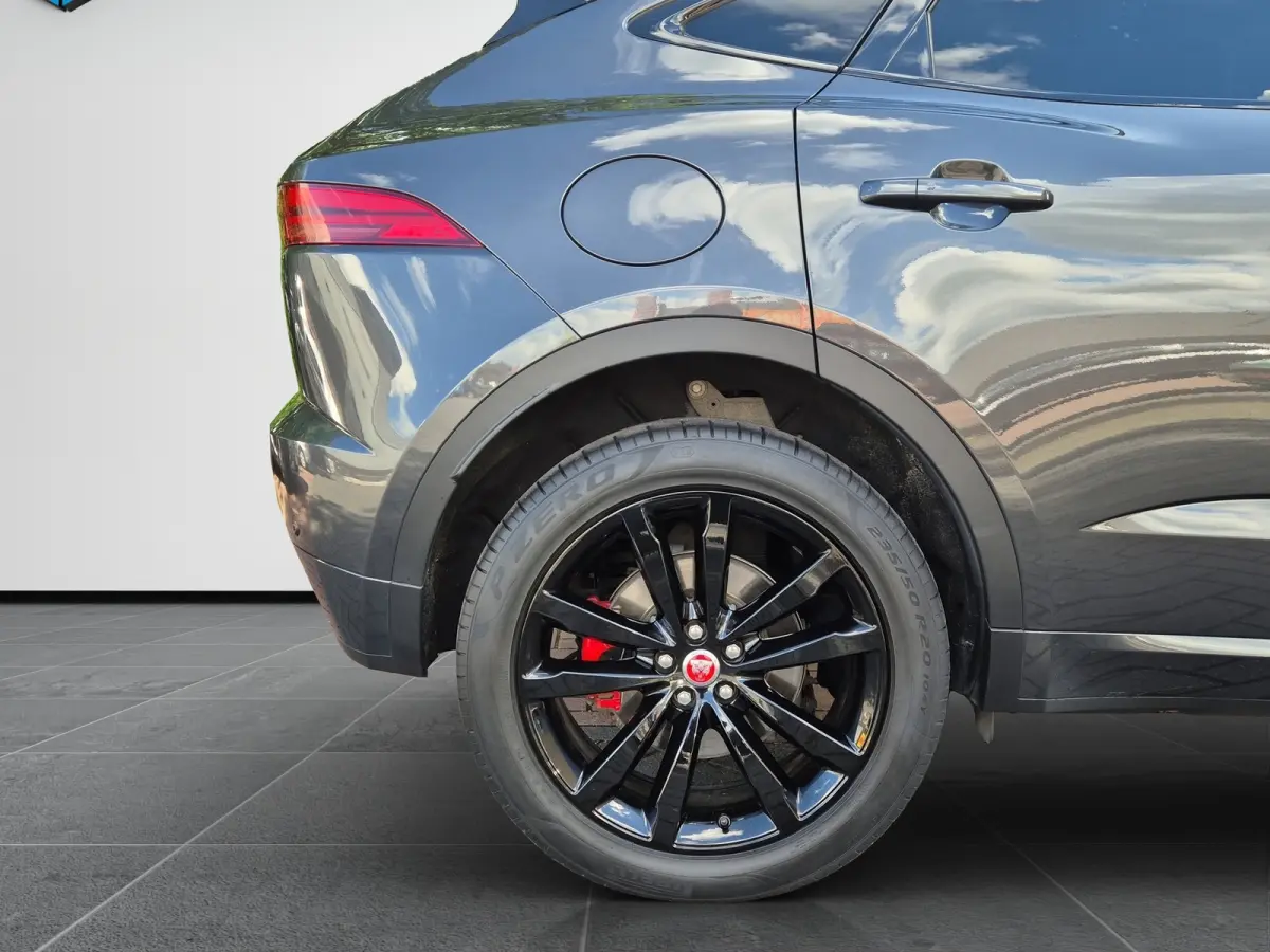 1.5 P300e AWD R-Dynamic HSE 309pk | Panoramadak | Meridian Audio | Elekt. Trekhaak | Snel laad functie