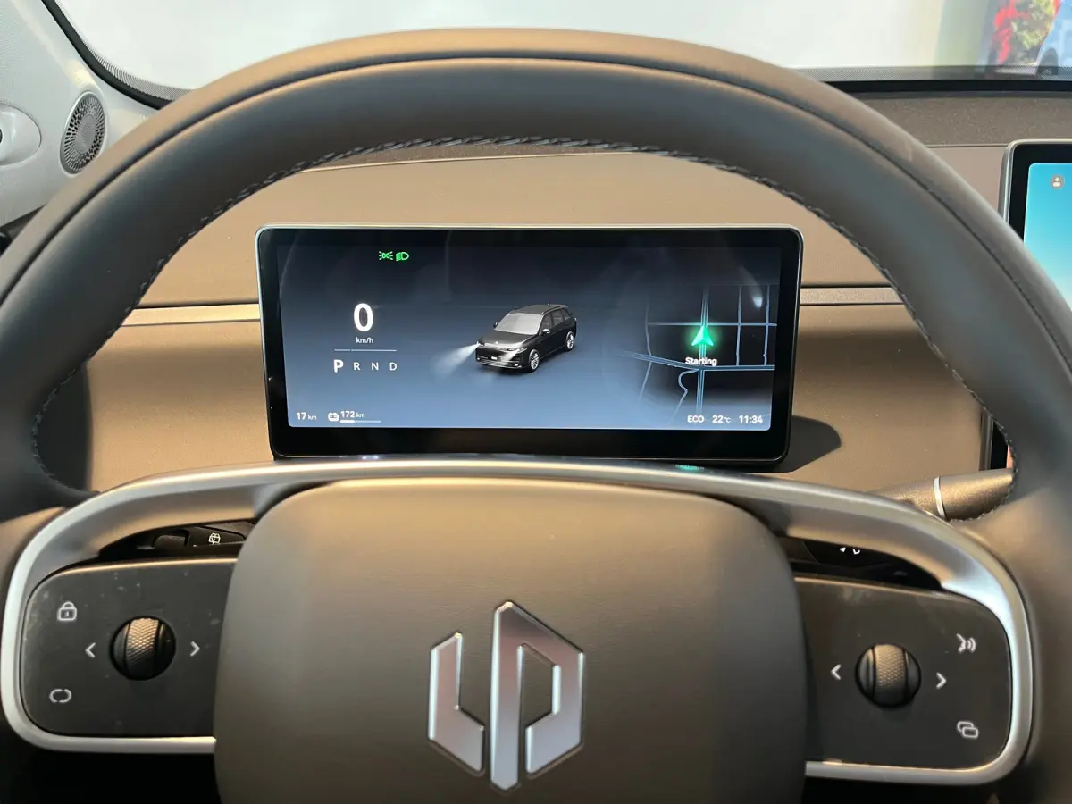 Design ProMax 81.9 kWh | VOORRAADKORTING €3500,- | Vanaf €589,- Private Lease per maand !  | Audio installatie | Cruise control adaptief met Stop&Go en stuurhulp | Dodehoek detectie