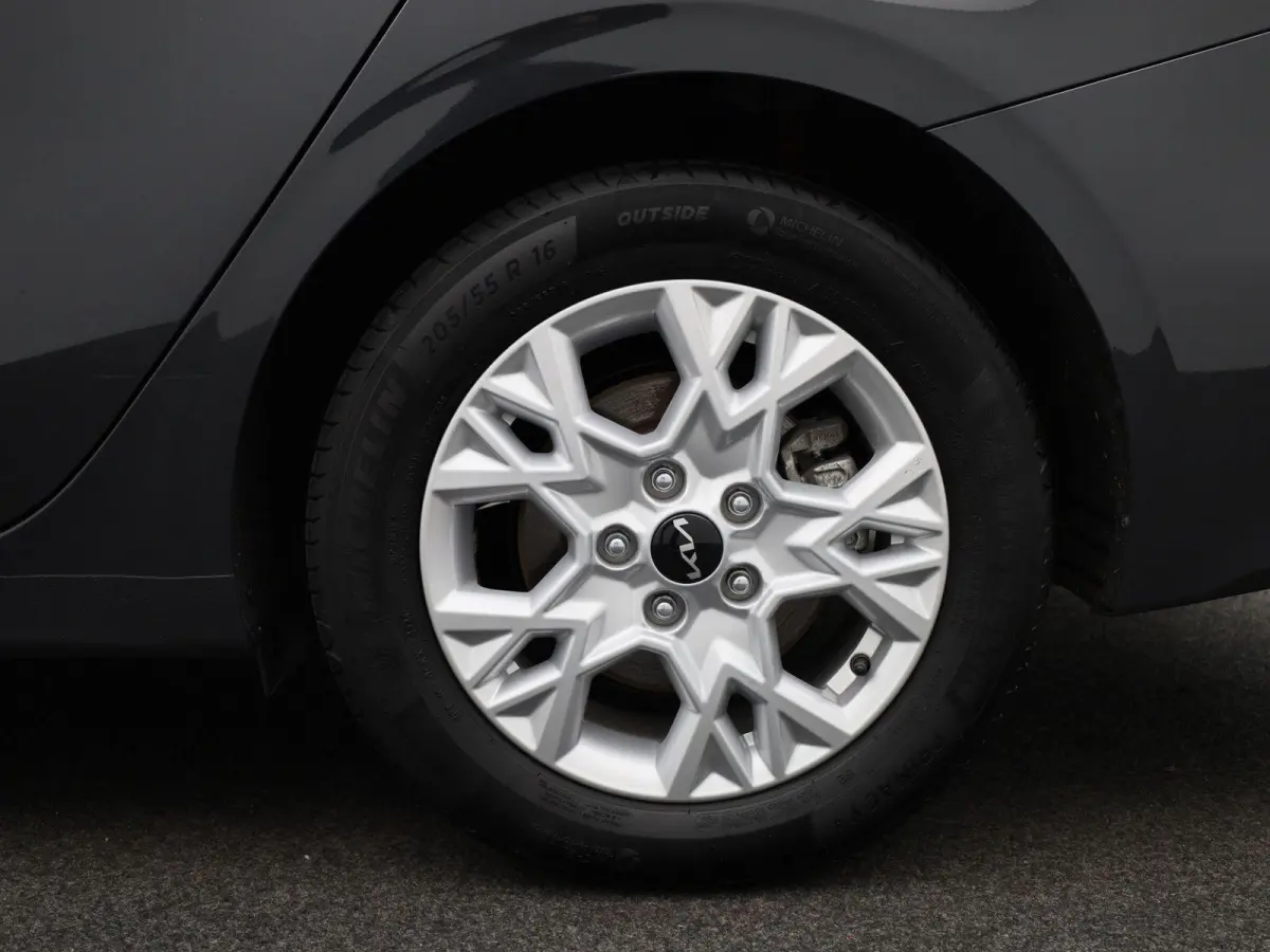 Pulse 1.0 T-GDi 120 MHEV DCT ISG | GRATIS TREKHAAK | Navigatie | Climate Control | Lm velgen | Parkeersensoren | Camera | Automaat