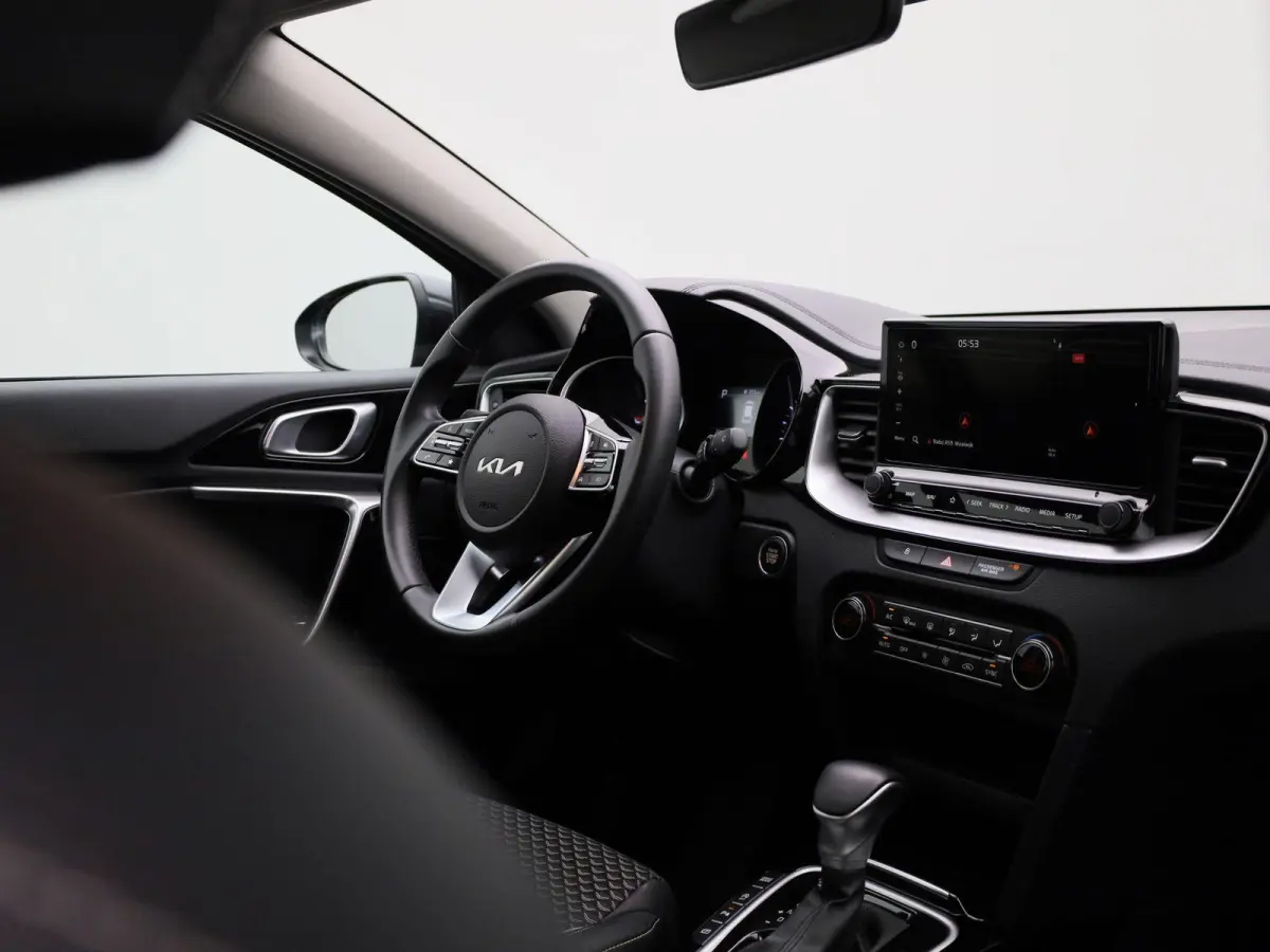 Pulse 1.0 T-GDi 120 MHEV DCT ISG | GRATIS TREKHAAK | Navigatie | Climate Control | Lm velgen | Parkeersensoren | Camera | Automaat
