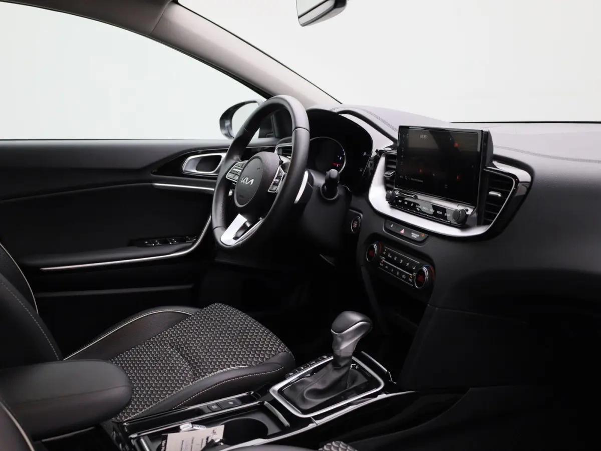 Pulse 1.0 T-GDi 120 MHEV DCT ISG | GRATIS TREKHAAK | Navigatie | Climate Control | Lm velgen | Parkeersensoren | Camera | Automaat