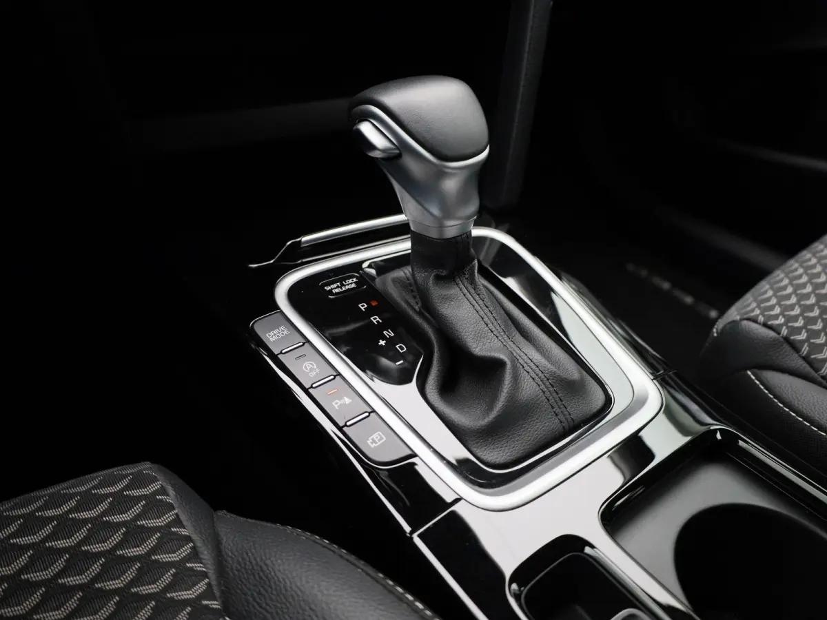 Pulse 1.0 T-GDi 120 MHEV DCT ISG | GRATIS TREKHAAK | Navigatie | Climate Control | Lm velgen | Parkeersensoren | Camera | Automaat