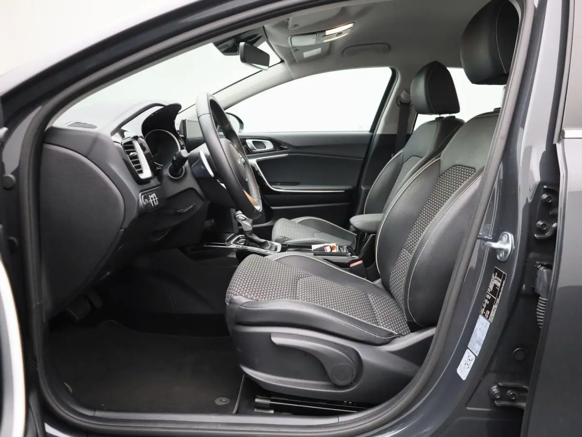 Pulse 1.0 T-GDi 120 MHEV DCT ISG | GRATIS TREKHAAK | Navigatie | Climate Control | Lm velgen | Parkeersensoren | Camera | Automaat