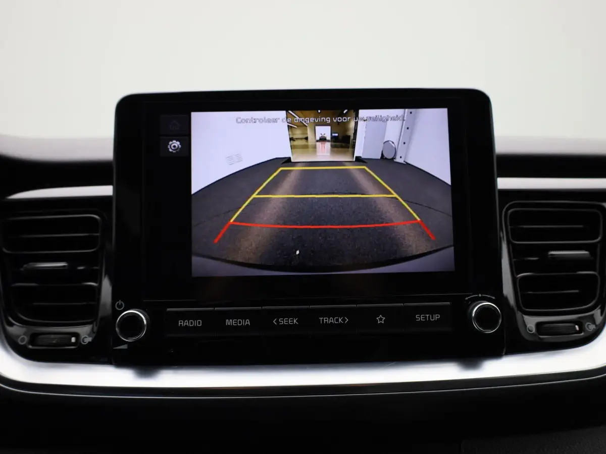 1.0 T 100 Inspire | AUTOMAAT | CARPLAY | LM VELGEN | CLIMATE CONTROL | CAMERA