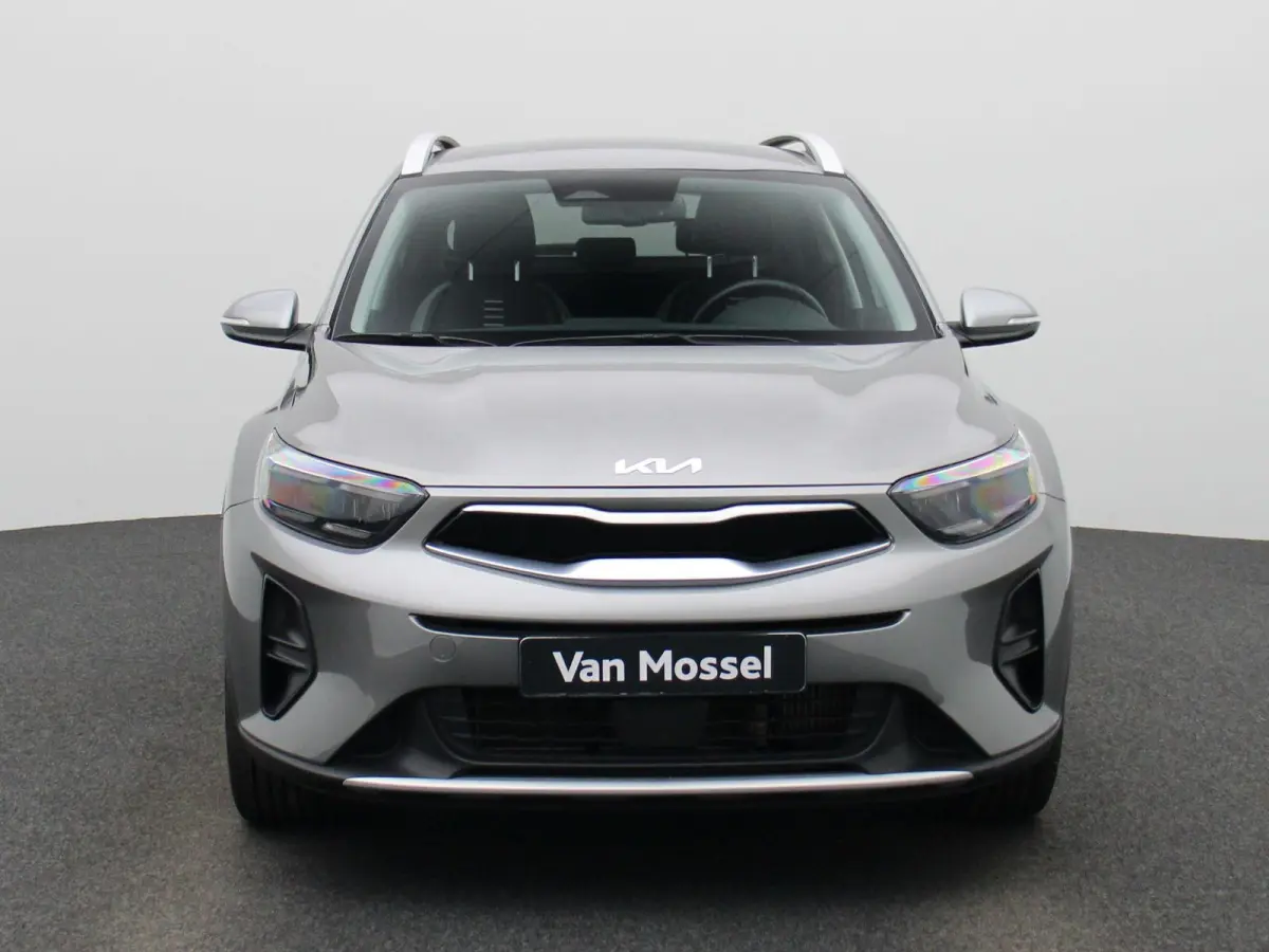 1.0 T 100 Inspire | AUTOMAAT | CARPLAY | LM VELGEN | CLIMATE CONTROL | CAMERA