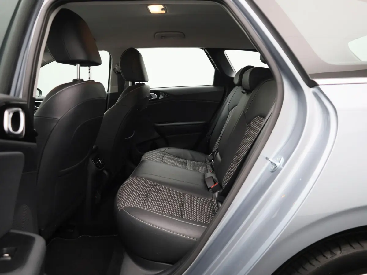 Pulse 1.0 T-GDi 120 MHEV DCT ISG | GRATIS TREKHAAK | Navigatie | Climate Control | Lm velgen | Parkeersensoren | Camera | Automaat