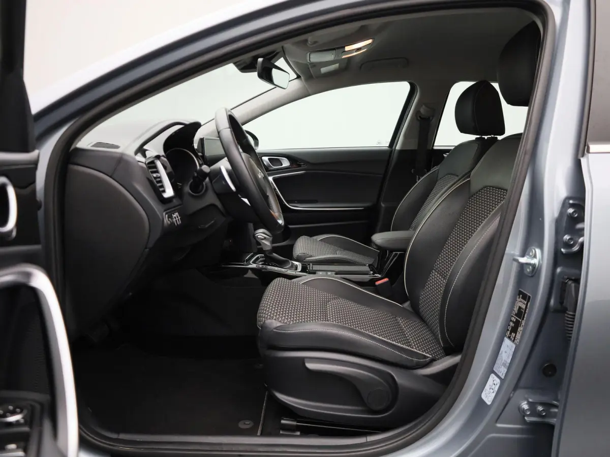 Pulse 1.0 T-GDi 120 MHEV DCT ISG | GRATIS TREKHAAK | Navigatie | Climate Control | Lm velgen | Parkeersensoren | Camera | Automaat