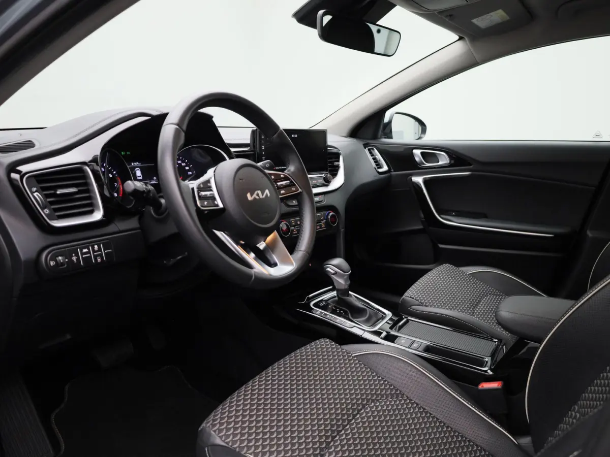Pulse 1.0 T-GDi 120 MHEV DCT ISG | GRATIS TREKHAAK | Navigatie | Climate Control | Lm velgen | Parkeersensoren | Camera | Automaat