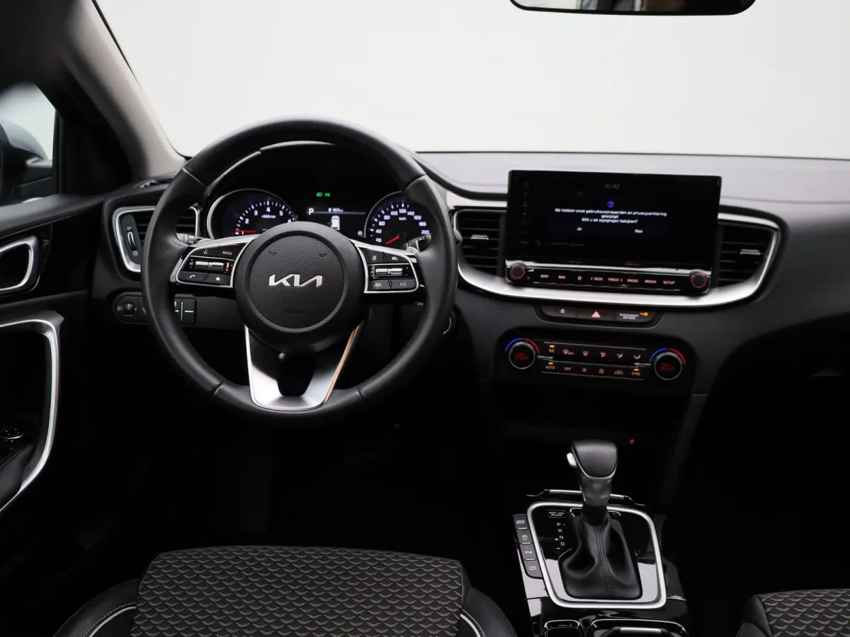 Pulse 1.0 T-GDi 120 MHEV DCT ISG | GRATIS TREKHAAK | Navigatie | Climate Control | Lm velgen | Parkeersensoren | Camera | Automaat