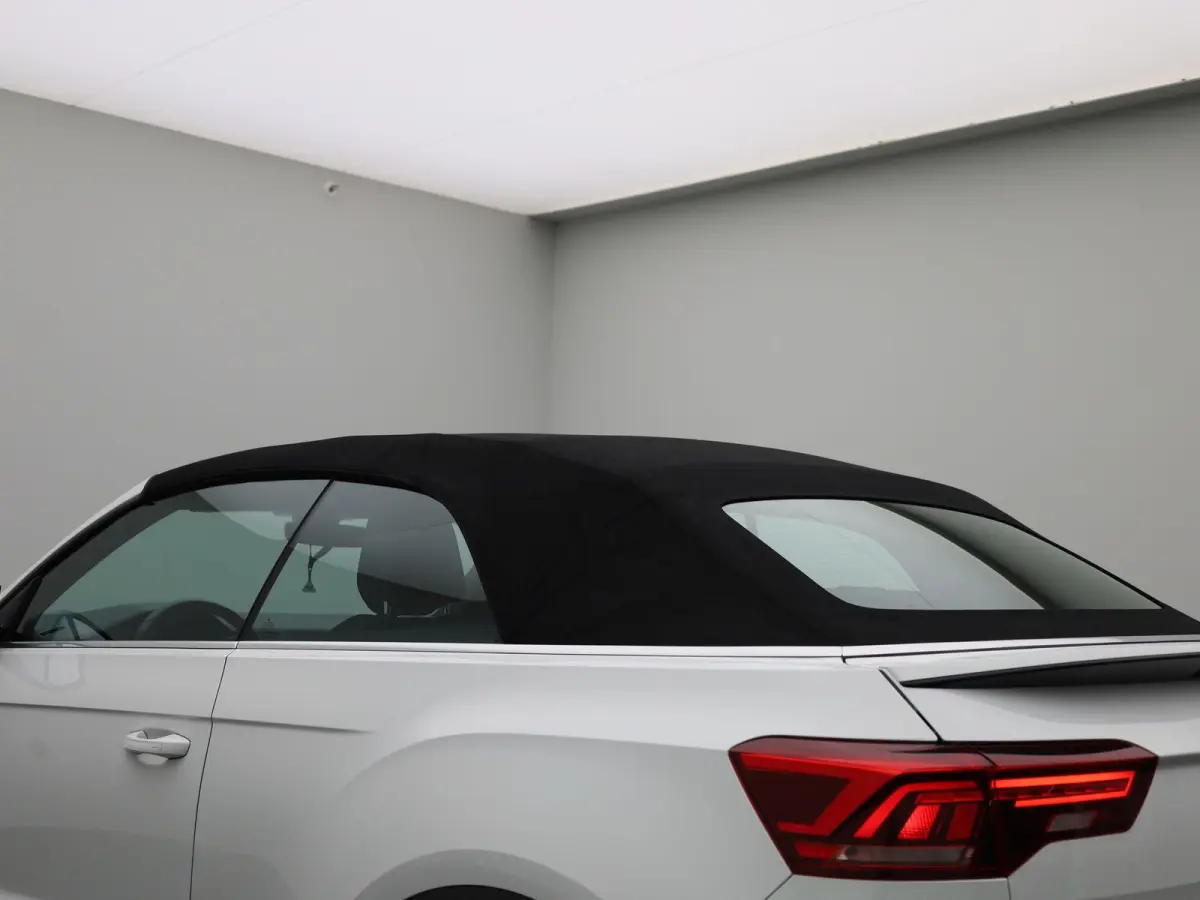 1.5 TSI R-Line | Automaat | BEATS Audio | Stoelverwarming | Apple Carplay / Android Auto | Navigatie | Virtual Cockpit | Adaptieve Cruise Control | Climate Control | Lichtmetalen Velgen |