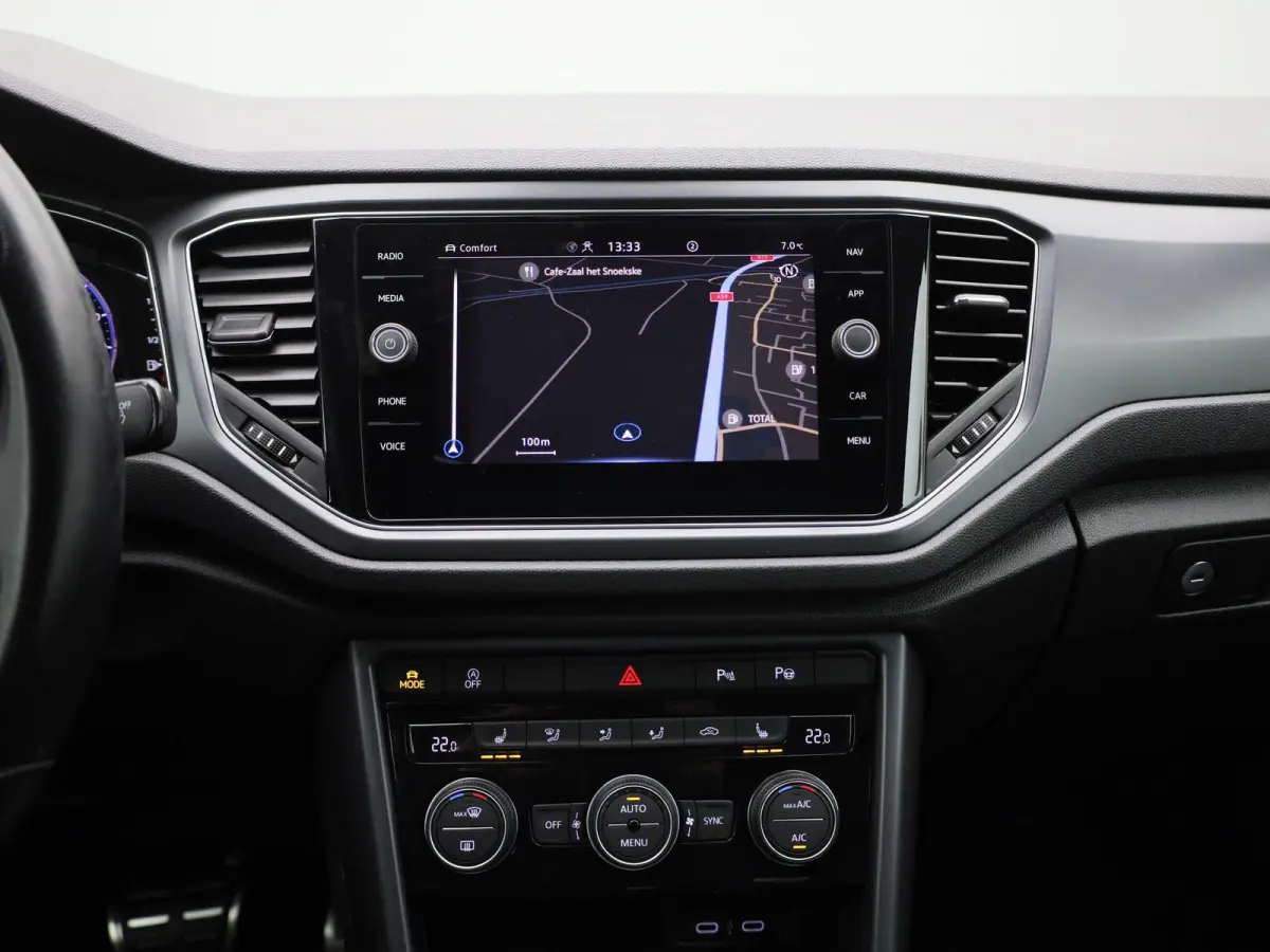 1.5 TSI R-Line | Automaat | BEATS Audio | Stoelverwarming | Apple Carplay / Android Auto | Navigatie | Virtual Cockpit | Adaptieve Cruise Control | Climate Control | Lichtmetalen Velgen |