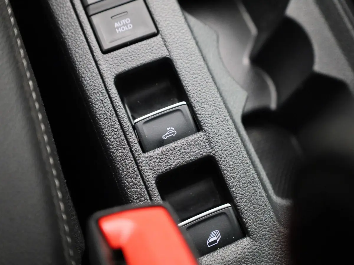 1.5 TSI R-Line | Automaat | BEATS Audio | Stoelverwarming | Apple Carplay / Android Auto | Navigatie | Virtual Cockpit | Adaptieve Cruise Control | Climate Control | Lichtmetalen Velgen |