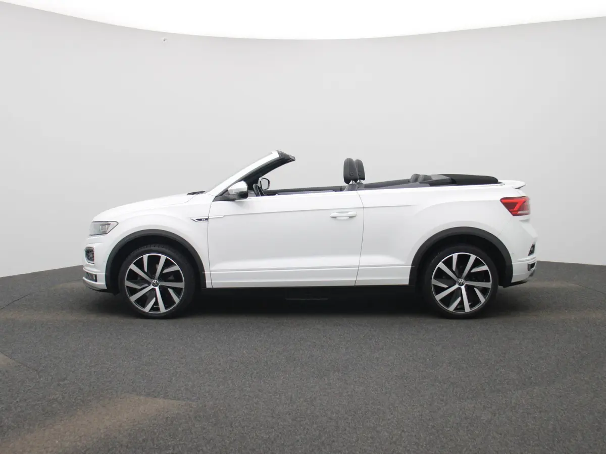 1.5 TSI R-Line | Automaat | BEATS Audio | Stoelverwarming | Apple Carplay / Android Auto | Navigatie | Virtual Cockpit | Adaptieve Cruise Control | Climate Control | Lichtmetalen Velgen |