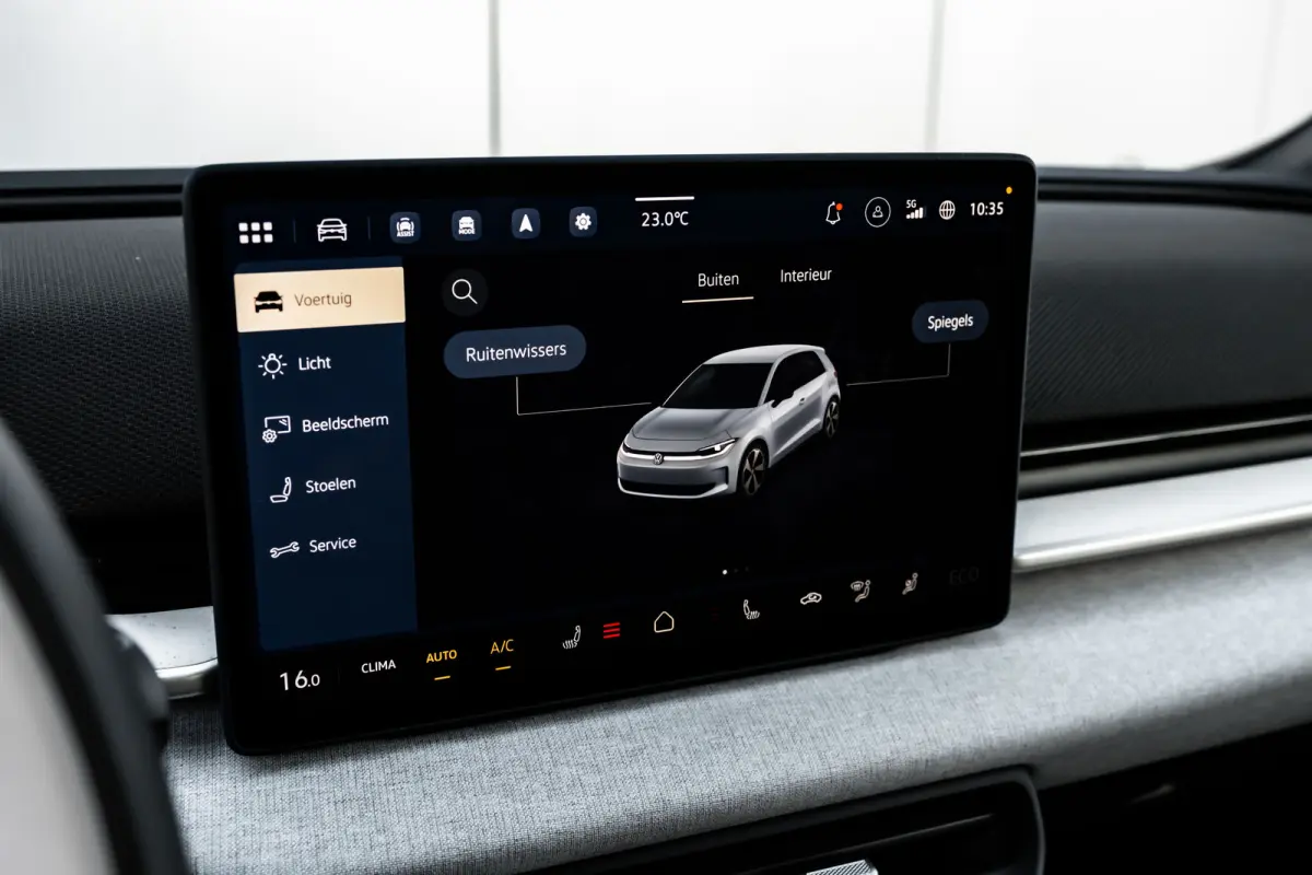 Style First Edition | Airconditioning automatisch, 2-zone (Climatronic) | Automatische afstandsregeling (Adaptive Cruise Control) | Diefstalalarm