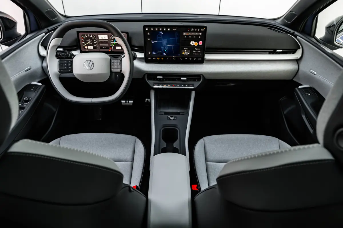 Style First Edition | Airconditioning automatisch, 2-zone (Climatronic) | Automatische afstandsregeling (Adaptive Cruise Control) | Diefstalalarm